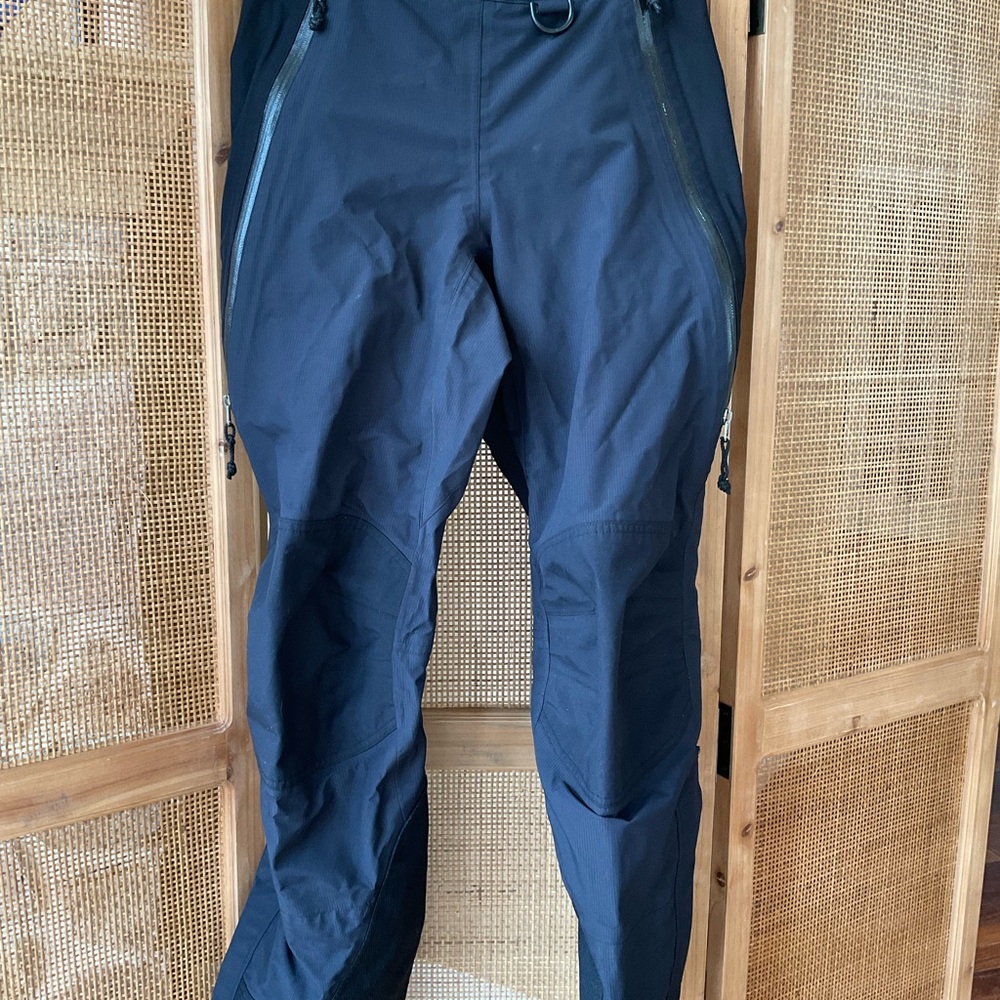 L.L. Bean Men's Dark Cargo Pants